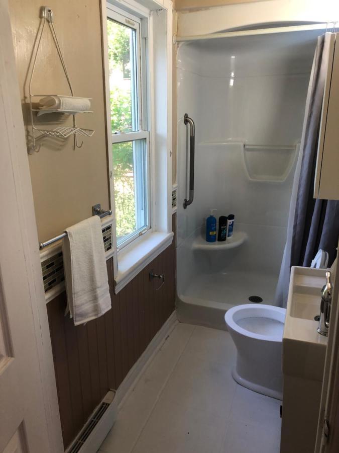 Entire Detached 3-Bedrooms Cute Home In Cornwall Area Екстериор снимка